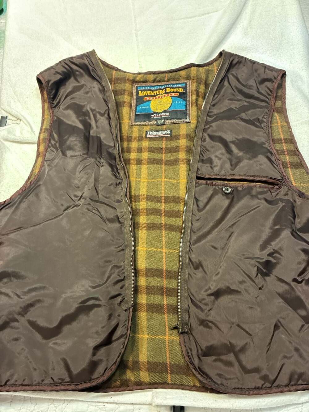 Wilsons Adventure Bound Originals Plaid Thinsulate Vest Size L